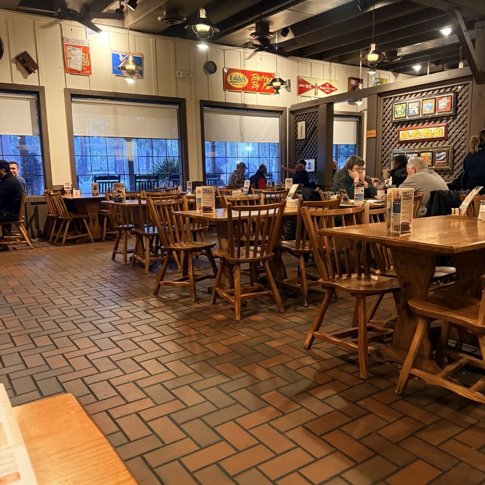 Cracker Barrel Old Country Store - Restaurant - Breakfast & Brunch Near Me - Gainesville, Florida Cracker Barrel Old Country Store - Restaurant - Breakfast & Brunch Near Me - Gainesville, Florida