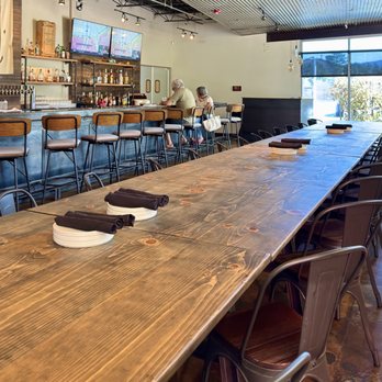 200 Social House - Gastropubs Near Me - Bernalillo, New Mexico