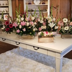 Silver Leaf Florist and Boutique - Beautiful Wedding Flowers!!