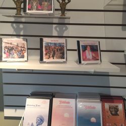 Shanti Mandir - Gift shop music