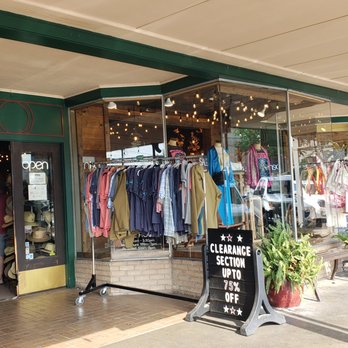 Fritztown Mercantile - Fritztown Mercantile exterior - Accessories Near Me - Fredericksburg, Texas