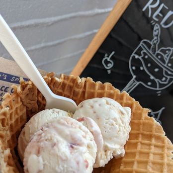 Jeni's Splendid Ice Creams - Ice Cream & Frozen Yogurt Near Me - Scottsdale, Arizona Jeni's Splendid Ice Creams - Ice Cream & Frozen Yogurt Near Me - Scottsdale, Arizona