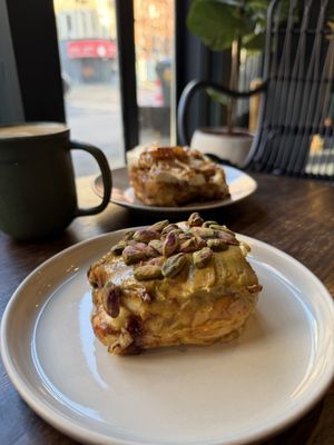 Sunday Morning by null