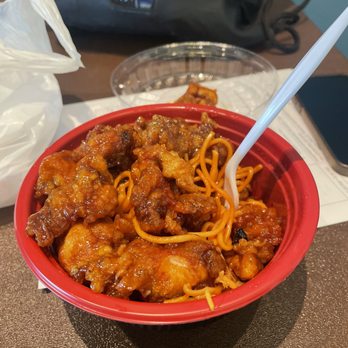 China Star Express - Chow mein and Orange Chicken bowl - Chinese Near Me - Long Beach, California China Star Express - Chow mein and Orange Chicken bowl - Chinese Near Me - Long Beach, California
