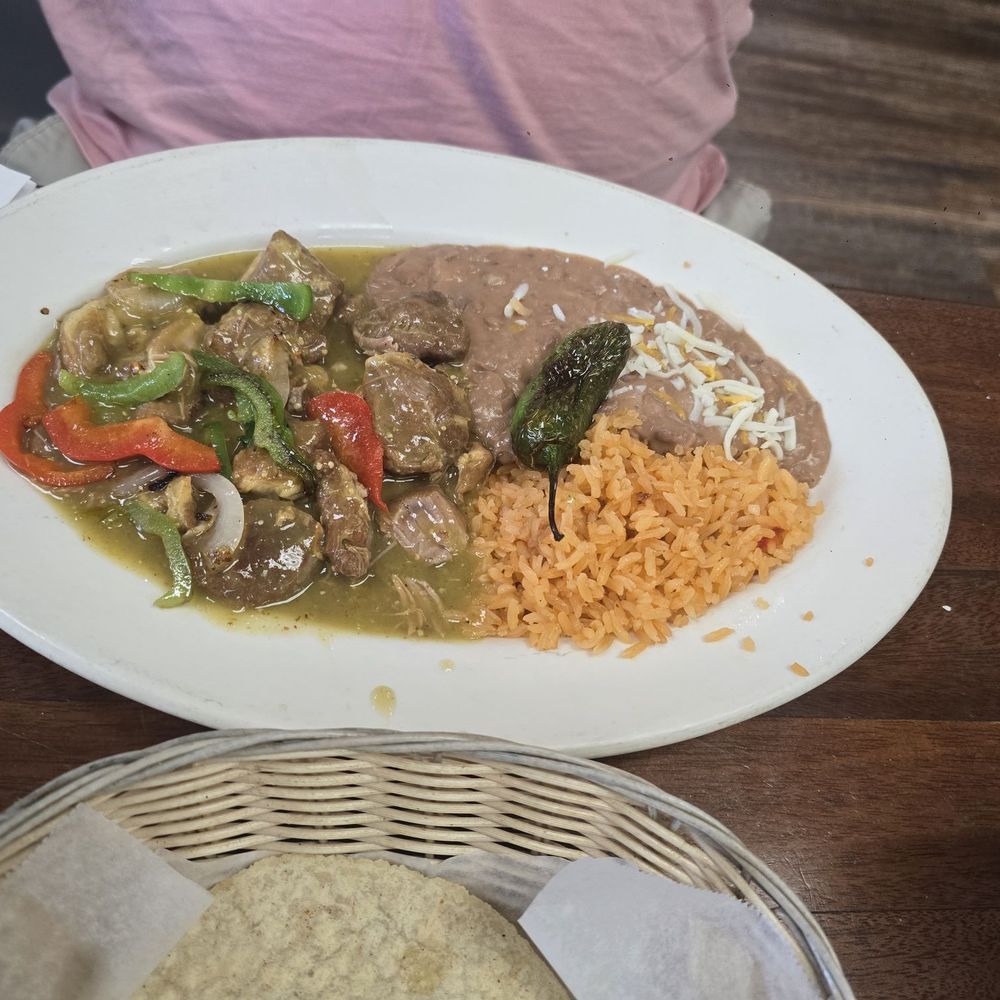 Camino Real Restaurant - Chile Verde plate - Mexican Near Me - La Puente, California Camino Real Restaurant - Chile Verde plate - Mexican Near Me - La Puente, California