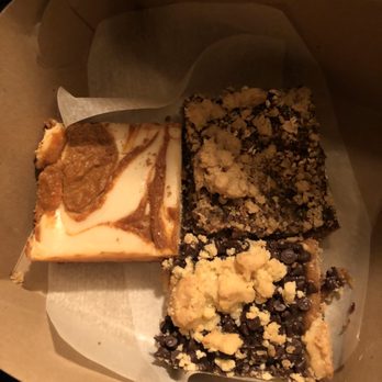 Bunner's Bakeshop - Pumpkin cheesecake bar, date bar, caramel bar - Bakeries Near Me - Toronto, Ontario