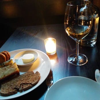Noble Rot Wine Bar - Bread and wine. - Wine Bars Near Me - London, XGL Noble Rot Wine Bar - Bread and wine. - Wine Bars Near Me - London, XGL