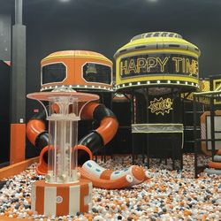 11 MAX Indoor Fun Park