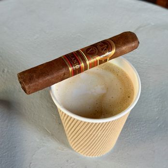 Smokana - Oliva and Coffee - Cigar Bars Near Me - Miami, Florida Smokana - Oliva and Coffee - Cigar Bars Near Me - Miami, Florida
