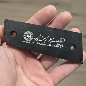 JM Custom Buckles - Customized Merchandise Near Me - Buffalo, Texas