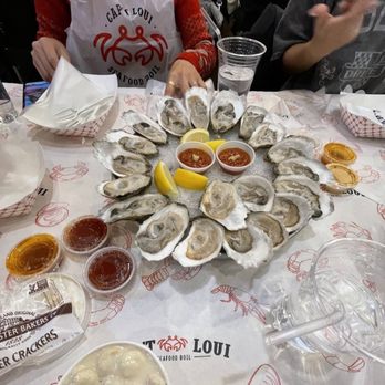 Cap't Loui - tuesday $1 oysters - Cajun/Creole Near Me - Stoneham, Massachusetts