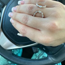 Jared Galleria of Jewelry - Great service by Jen!