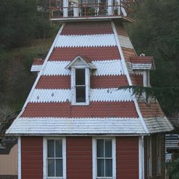 Old red fire house