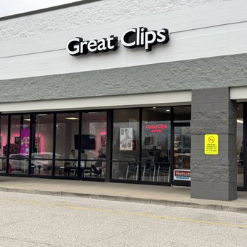 Great Clips - Entrance. - Hair Salons Near Me - Charleston, West Virginia Great Clips - Entrance. - Hair Salons Near Me - Charleston, West Virginia