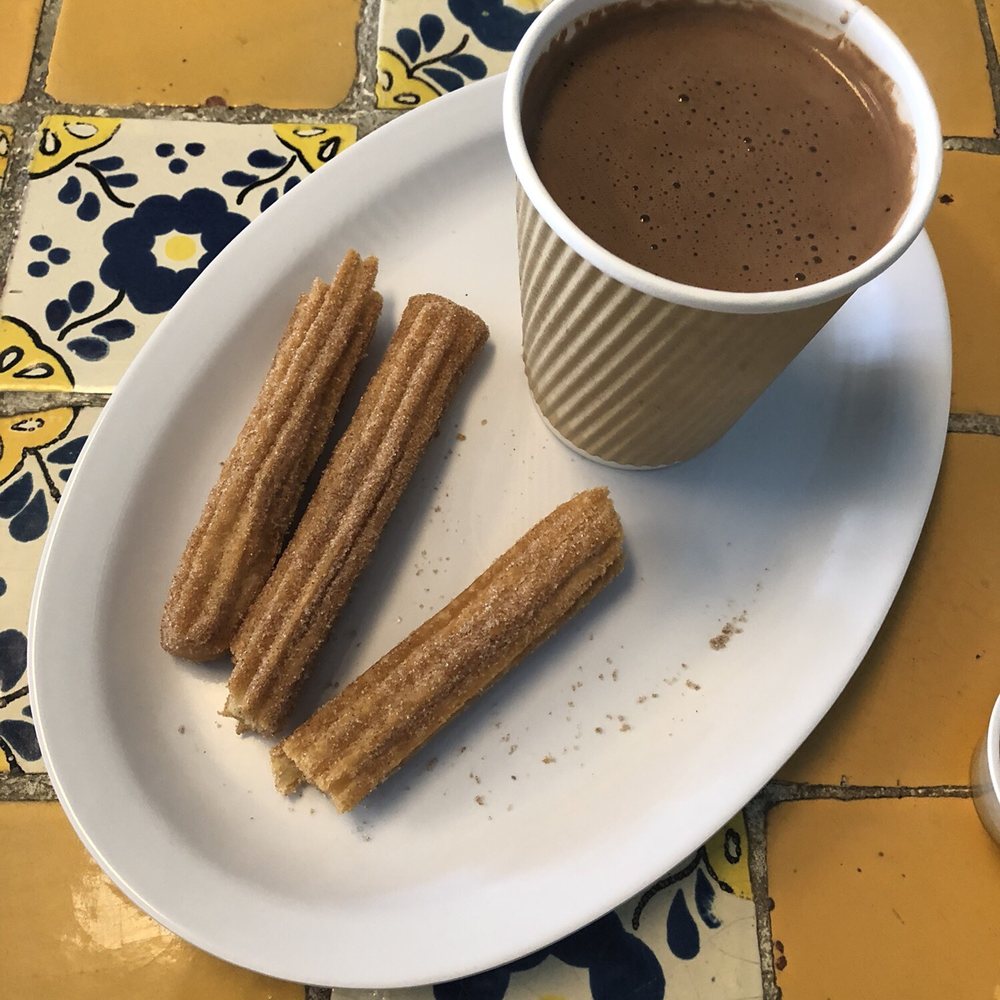 Don Pepe - Churros con chocolate - Mexican Near Me - Houston, Texas