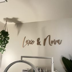 Luxe & Nova - After Service PhotoI love the backdrop, lighting changes throughout appointment too!