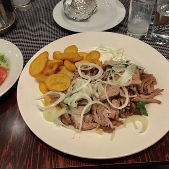 Irodion - Gyros plate with fried potato discs. Very well done. Great taste. Authentic Greek. - Greek Near Me - Vienna, 9