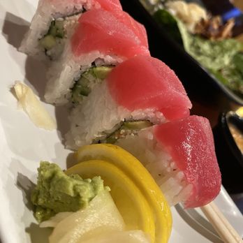 Xtreme Sushi - Hawaiian Roll - Sushi Bars Near Me - Los Alamitos, California Xtreme Sushi - Hawaiian Roll - Sushi Bars Near Me - Los Alamitos, California