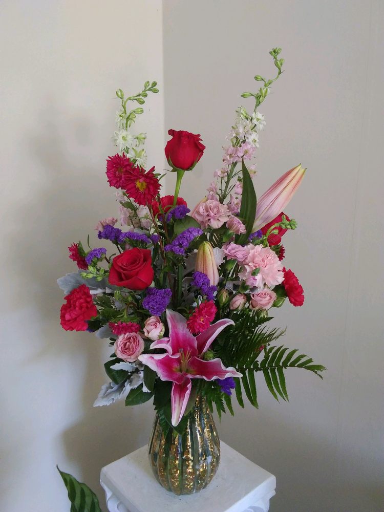 FLOWERS FOR ALL OCCASIONS Floral Designers 8 Raspberry Ct, Lugoff