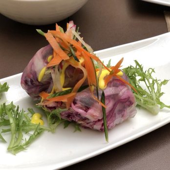 Bana - Vietnamese Duck and Avocado Roll - Asian Fusion Near Me - Cancún, ROO