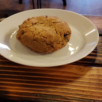 Drip Beverage Lounge - Waldo cookie - Coffee & Tea Near Me - Brooklyn, New York