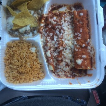 Sergio's Tacos - Cheese en Hilary combination - Mexican Near Me - Montebello, California