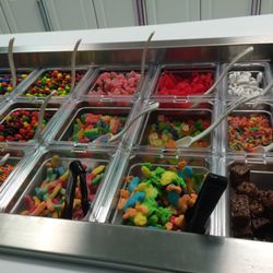 sweetFrog Premium Frozen Yogurt