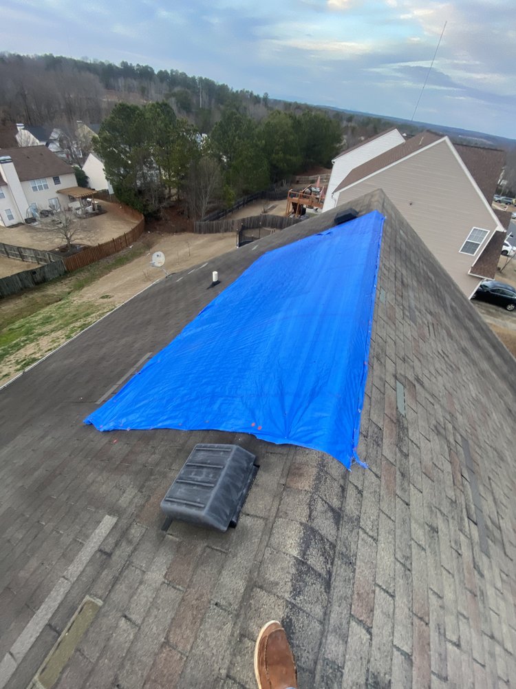 Slide of Cardona Services