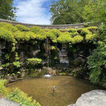 Boerner Botanical Gardens - Waterfall - Botanical Gardens Near Me - Hales Corners, Wisconsin