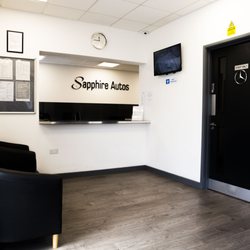 Sapphire Autos - Rception and MOT Viewing Area