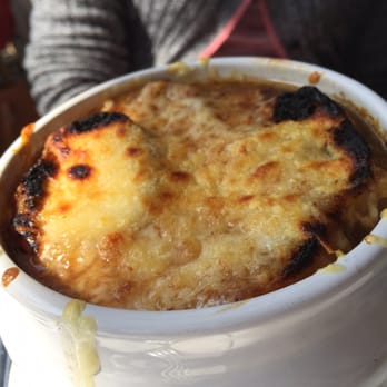 Le Soufflot - French Onion Soup - Bars Near Me - Paris, 75
