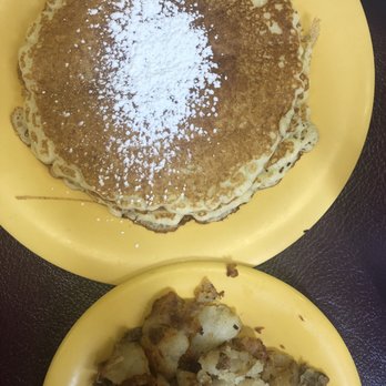 Cherry Pit Cafe - Short Stack - American Near Me - Deerfield, Illinois