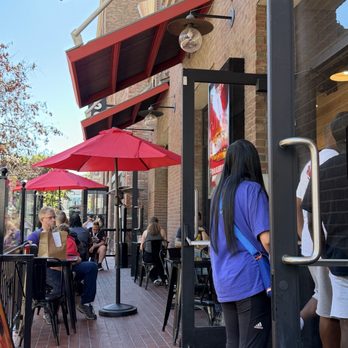 Houston TX Hot Chicken - Patio Seating - Chicken Shop Near Me - San Diego, California