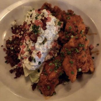 Magnolia 525 Tavern - New American Near Me - Gloucester, Massachusetts