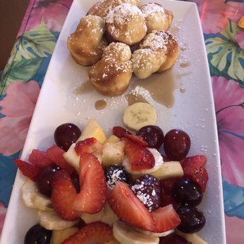 Daydreamers - Fruit and Pancake mini muffins! - Breakfast & Brunch Near Me - Safety Harbor, Florida