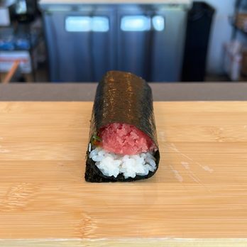 Hando - Spicy Tuna - Sushi Bars Near Me - Houston, Texas Hando - Spicy Tuna - Sushi Bars Near Me - Houston, Texas