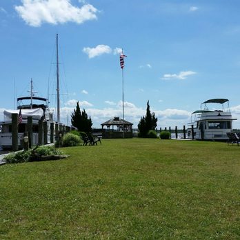 Belhaven Marina - The park-like setting - Marinas Near Me - Belhaven, North Carolina Belhaven Marina - The park-like setting - Marinas Near Me - Belhaven, North Carolina