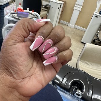 Cal Nails - Nail Salons Near Me - Fontana, California
