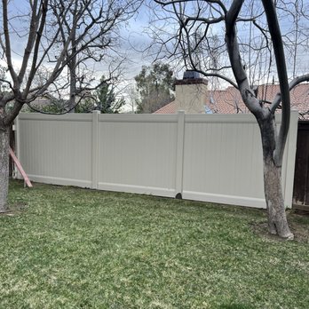 Vinyl Professionals - Replaced section of fence. - Fences & Gates Near Me - Valencia, California