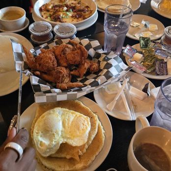 Daley’s Restaurant - Diners Near Me - Chicago, Illinois