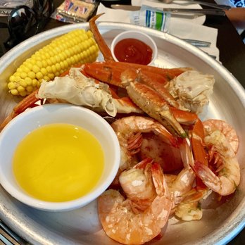 Fish City Grill - BERING SEA SNOW CRAB & GULF SHRIMP PLATTER - Seafood Near Me - Allen, Texas