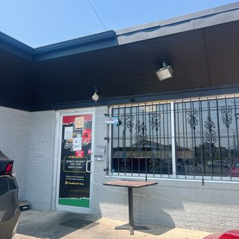 Hoodbachi Taco - Front entrance - Tacos Near Me - Shreveport, Louisiana