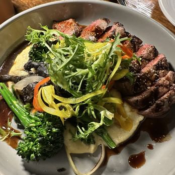 Le Coin - Le coin steak - Seafood Near Me - Seattle, Washington