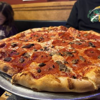 Luigi's Pizzeria - Pizza Near Me - Breckenridge, Colorado Luigi's Pizzeria - Pizza Near Me - Breckenridge, Colorado