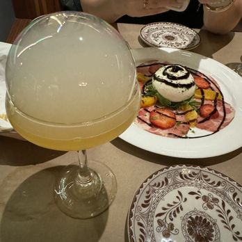 The Basement - Appetizer: Brooklyn Burrata  Drink: Gone with the Wind - American Near Me - Staten Island, New York