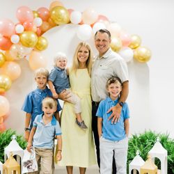 Central Church - Mother's Day photobooth