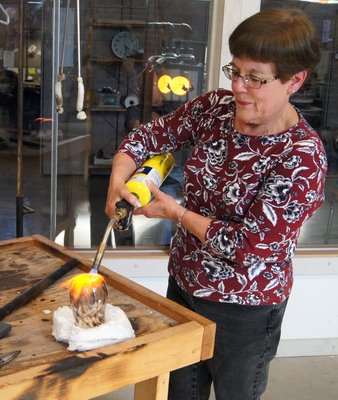 Akron Glass Works by null