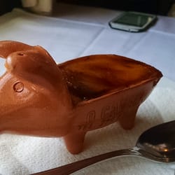 Restaurante O Caneira - Dessert, you get to keep the ceramic as souvenir.