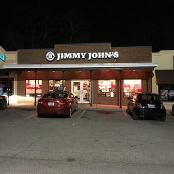 Jimmy John's - cars parked in front of the store - Sandwiches Near Me - Mobile, Alabama