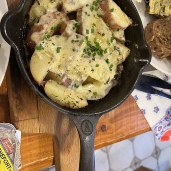 Omelegg - City Centre - Side order of breakfast Potatoes with cheese! - Breakfast & Brunch Near Me - Amsterdam, New Hampshire Omelegg - City Centre - Side order of breakfast Potatoes with cheese! - Breakfast & Brunch Near Me - Amsterdam, New Hampshire
